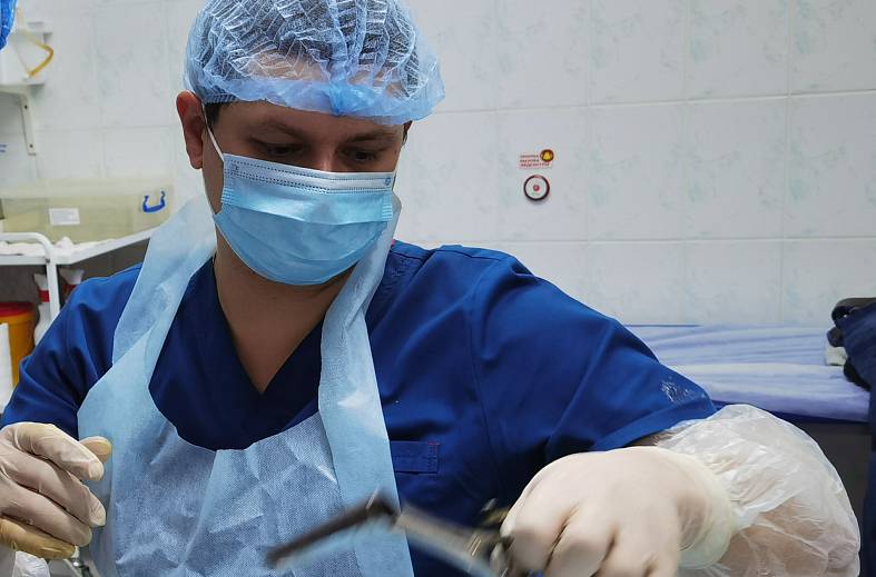 Прием (осмотр, консультация с лечением не более 30 дней) хирурга, первичный